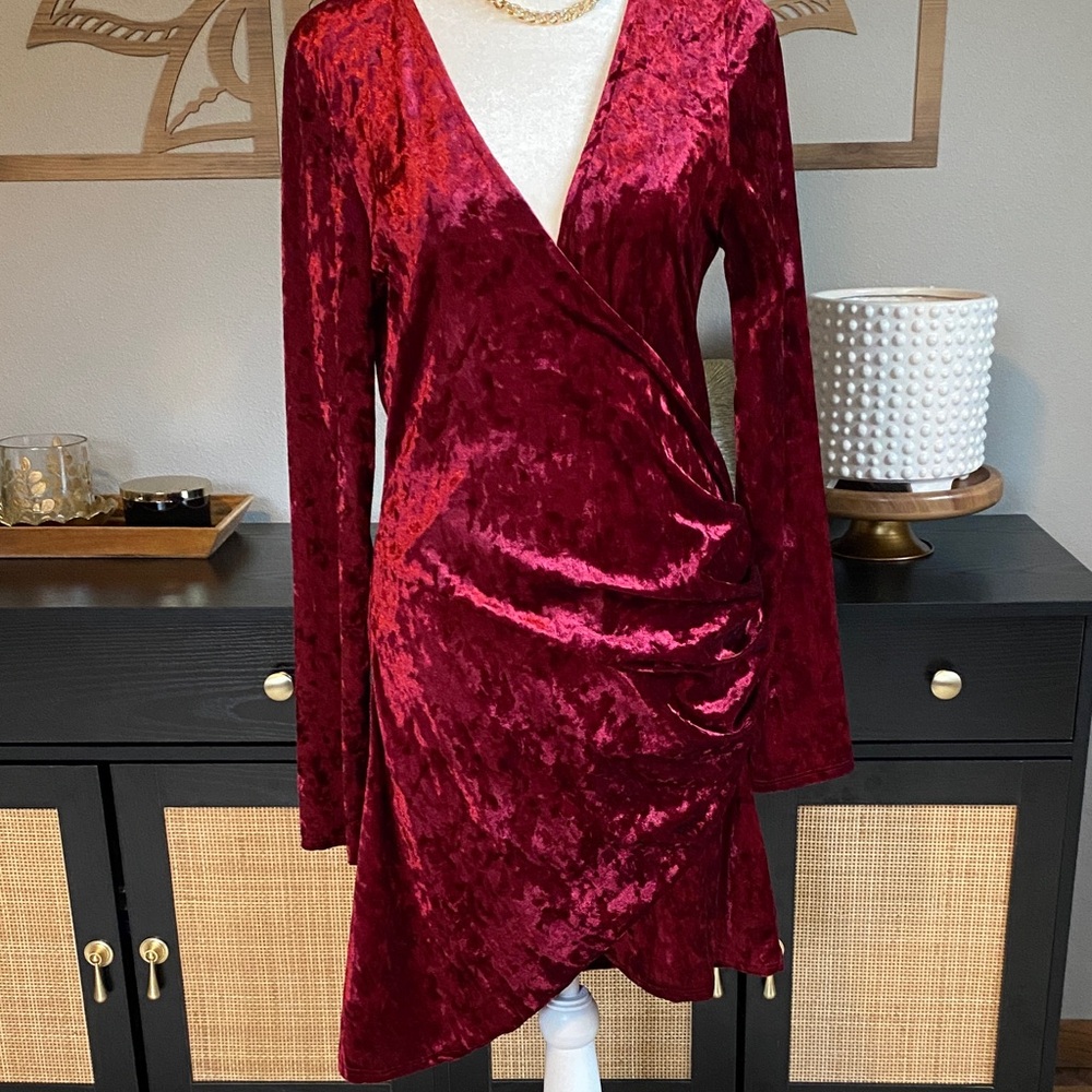 Fashion Nova Burgundy Velvet Long Sleeve Dress